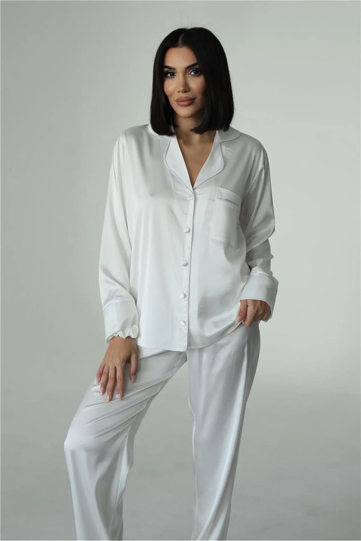 muvv's® Beyaz Saten Pijama Takımı