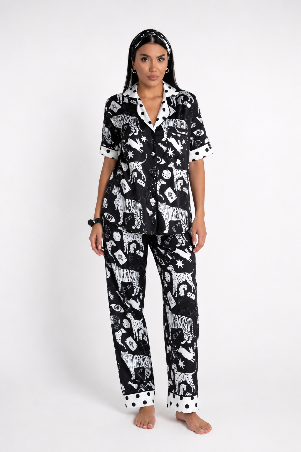 muvv's ® Siyah Beyaz Safari Desenli Saten Pijama Takımı