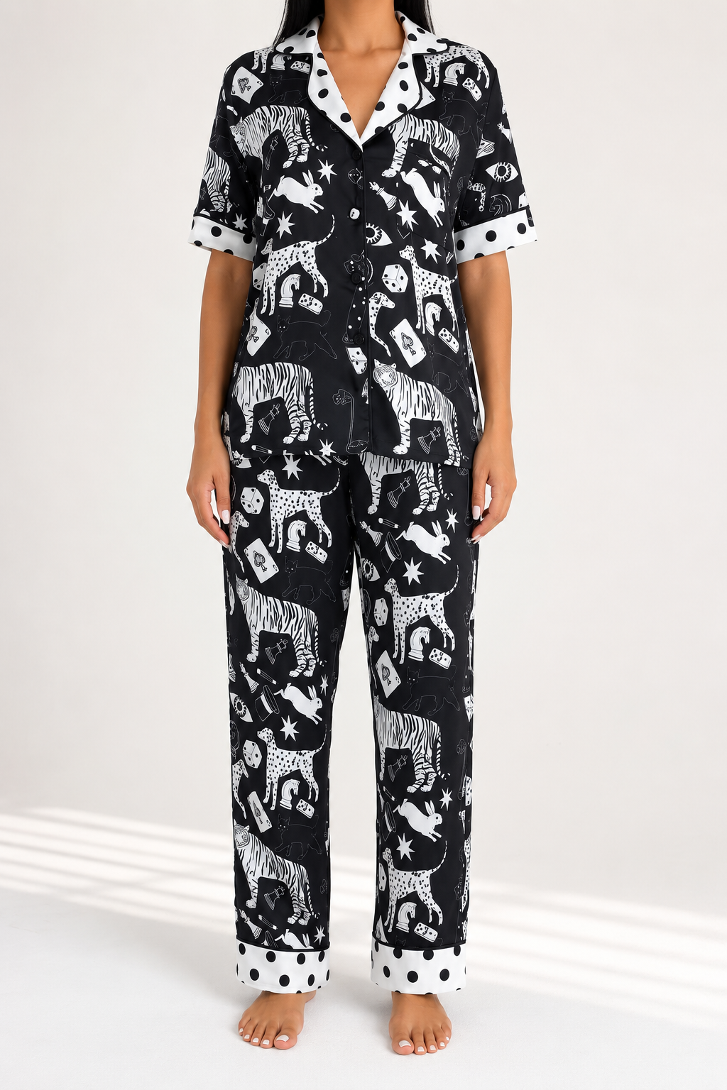 muvv's ® Siyah Beyaz Safari Desenli Saten Pijama Takımı